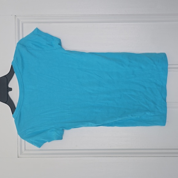 JCPenney Blue Short Sleeve Tee - Picture 3 of 3